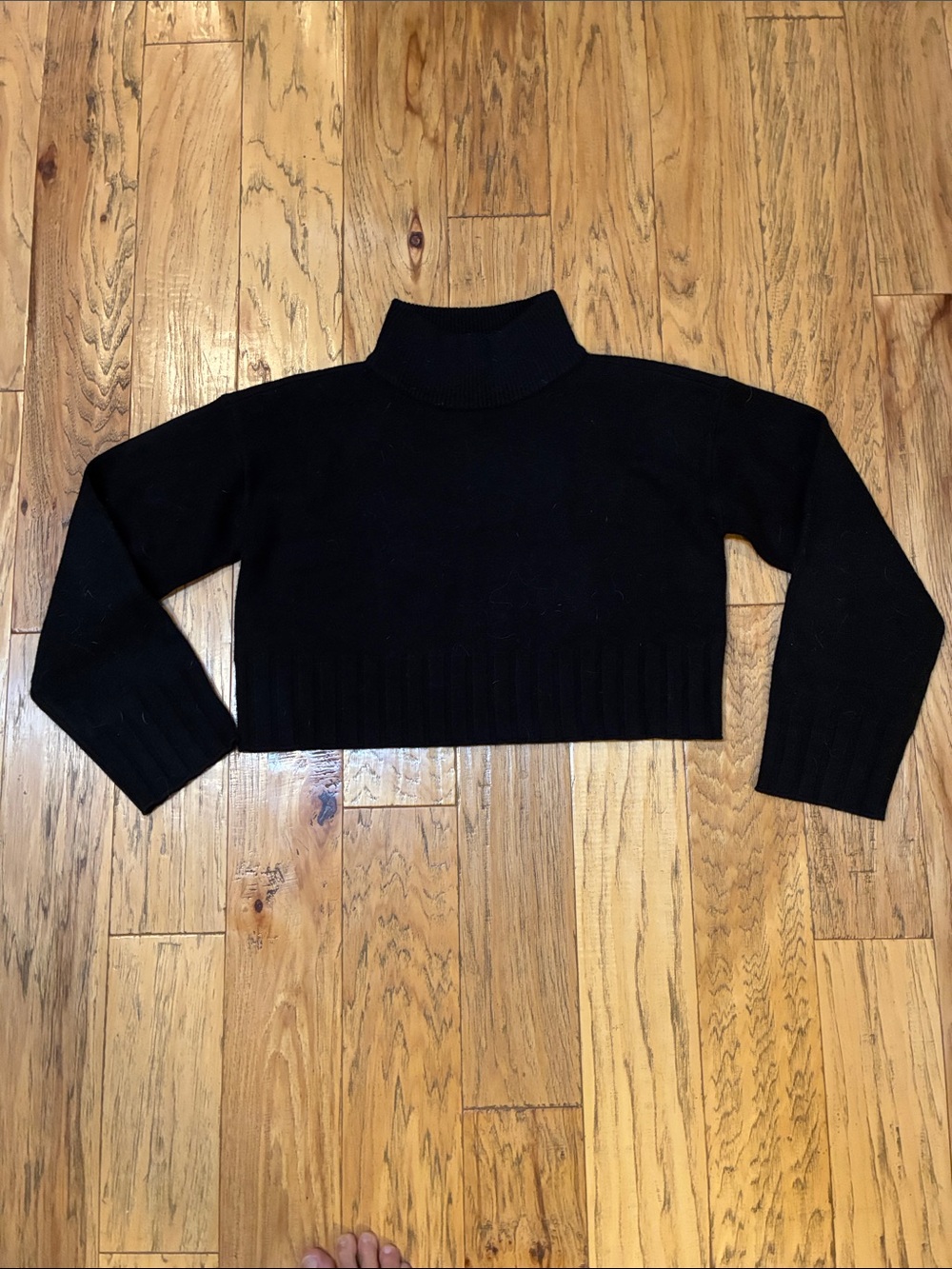 Reformation Black Cropped Turtleneck Wool Sweater - small